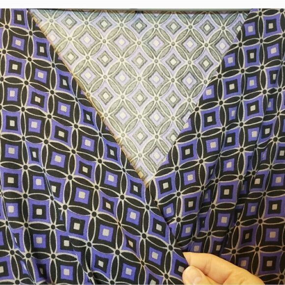 DAISY FUENTES Wrap-look Jersey-knit Long Sleeve Top Large - Picture 3 of 7